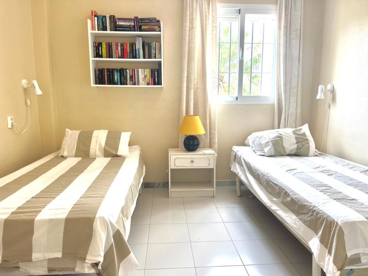 Fabulous Vacation In A 2 Bedroom Townhouse With 2 Terraces Overlooking The Sea, Suitable For 6 People 3 Swimming Pools Tennis And 200 Mts From The Sea El Faro Dış mekan fotoğraf